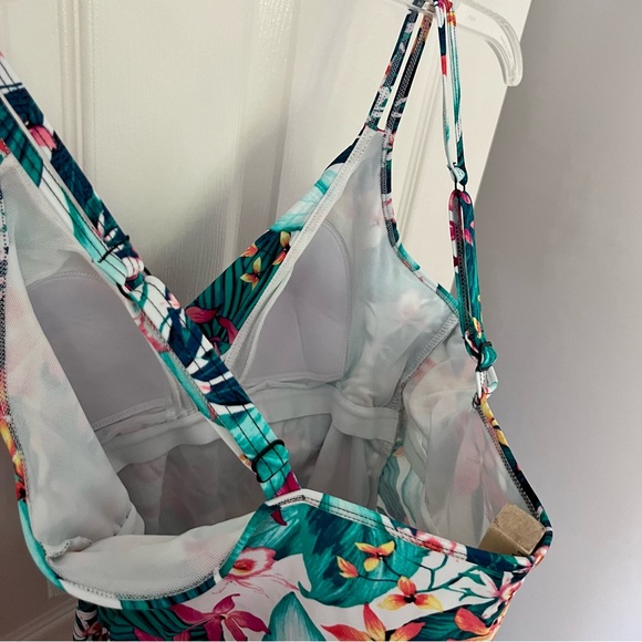 Tankini Halter Swim Tropical Floral Bathing Suit Top Teal Pink Yellow Size M - Picture 13 of 15